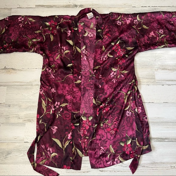 Vintage Sophia by Delicates Purple Floral Kimono Robe - Picture 2 of 5